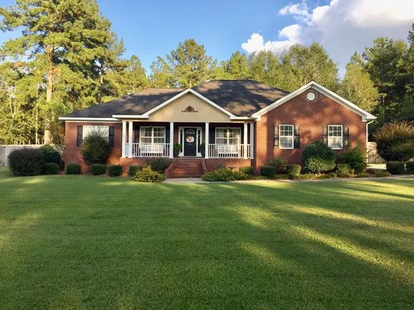 1022 Meadow Ridge Dr, Bainbridge, GA 39819