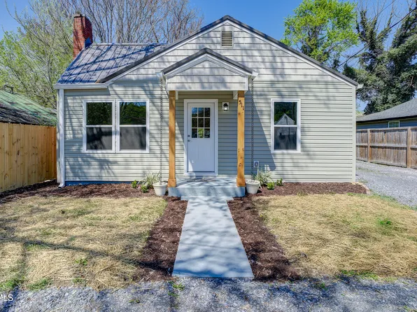 511 Coffee St, Erwin, TN 37650