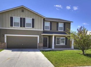 745 SW Portal St, Mountain Home, ID 83647