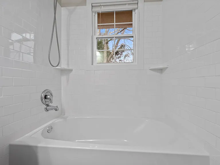 43B Sophia Dr — Photo 9