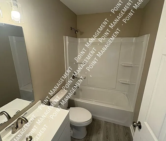 1426 Varnell Ave NE — Photo 8
