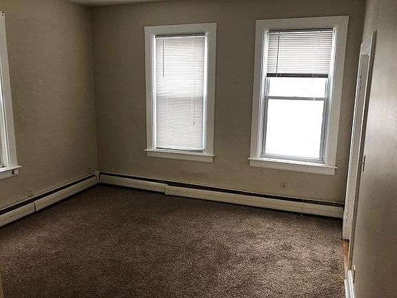 4th image of 1001 3rd St S #1