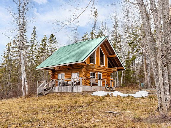 4th image of 372 Black Lake Rd