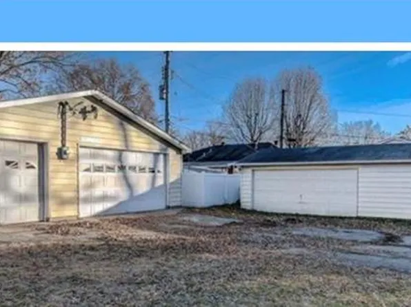 7921 S Rock Hill Rd, Saint Louis, MO 63123