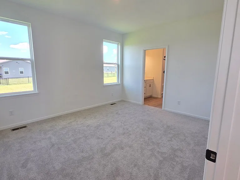 27010 E Dogwood Ln — Photo 9