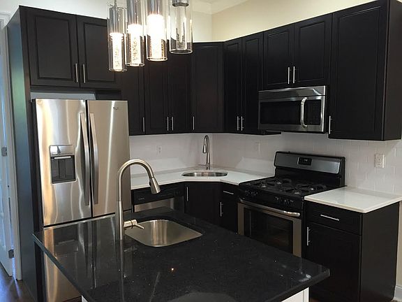 2nd image of 1194B Jefferson Ave