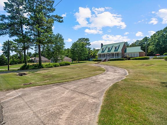 4th image of 212 Hillman Rd