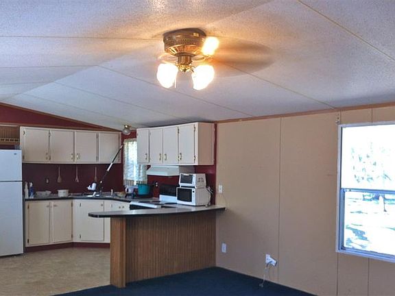 3rd image of 1712 Hofheinz St Trlr 5