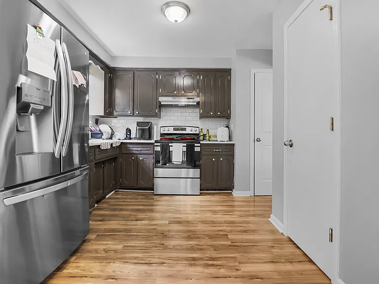 1497 Craig Dr — Photo 11