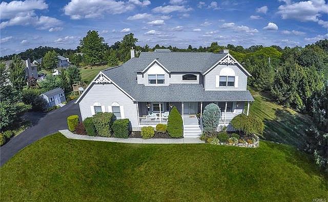 1st image of 22 S Amundsen Ln