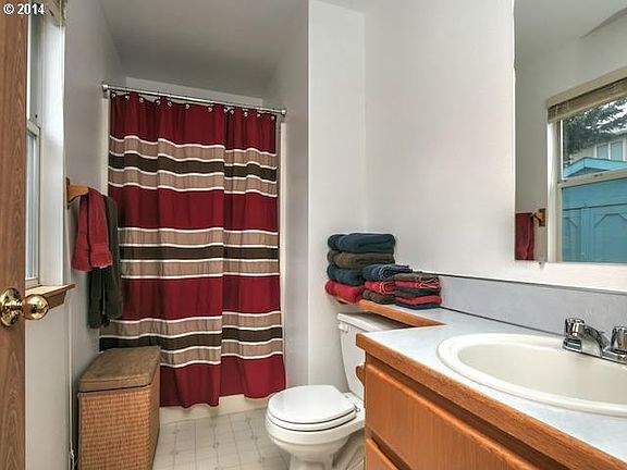 Master Full-Bath