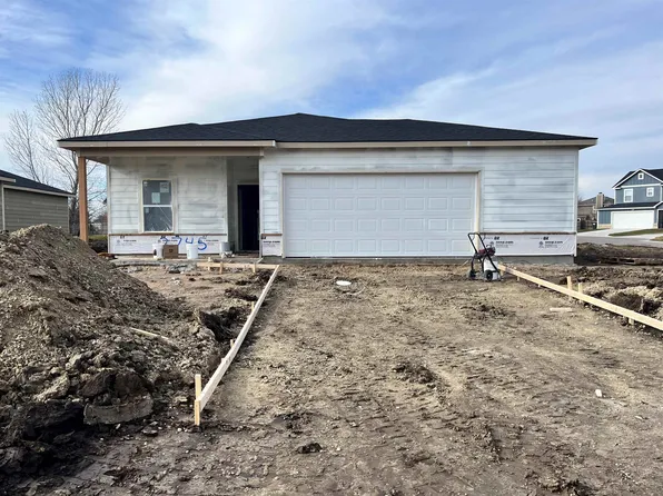 2745 S Cypress St, Wichita, KS 67210