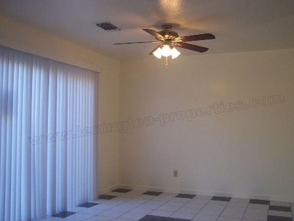 3rd image of 181 Grace Ave
