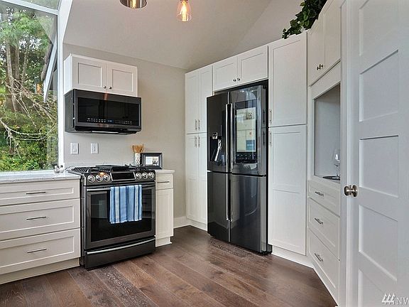 5th image of 2821 Cabrini Dr NW