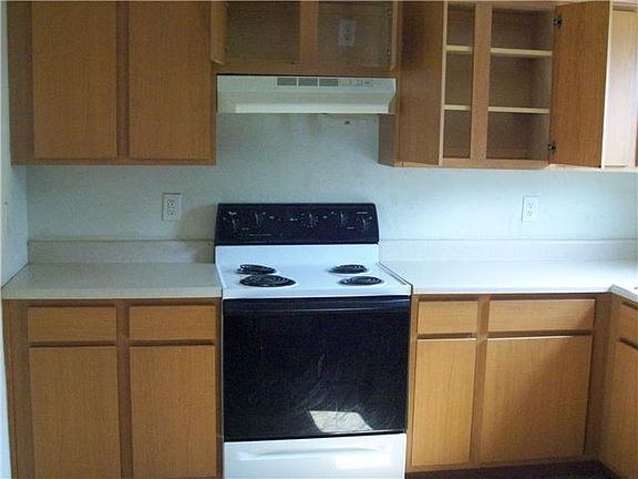 5th image of 3912 N Ireland Dr