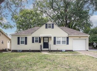 2712 Glendale Ave, Independence, MO 64052