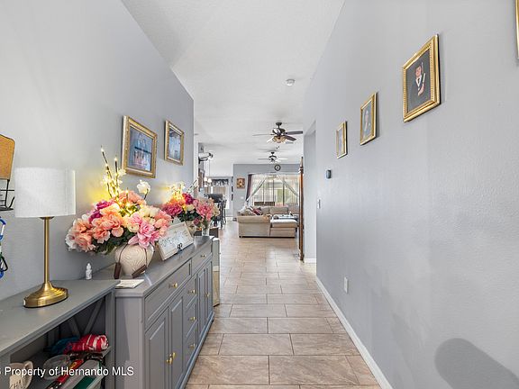5th image of 16309 Bridgeglade Ln
