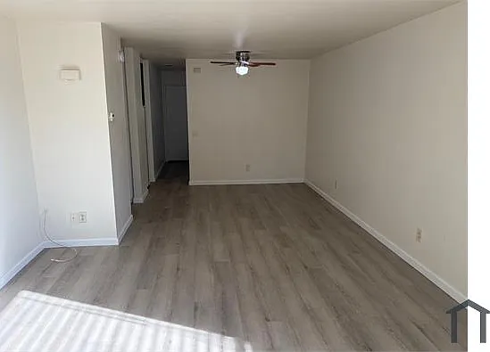 1209 Oxford Dr #C — Photo 12