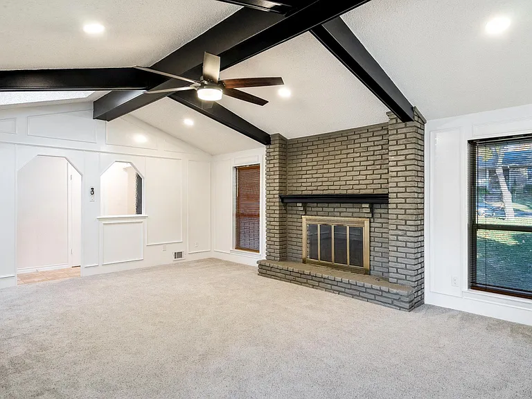 8635 Bacardi Dr — Photo 4