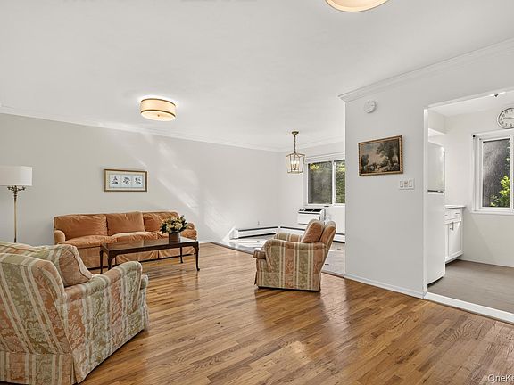 2nd image of 200 Lexington #1F