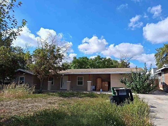 2nd image of 311 Palm Dr