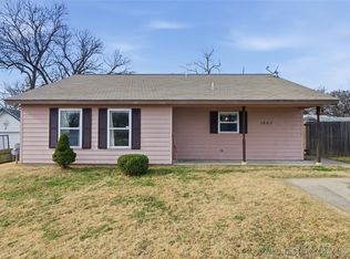 1643 S Oak Ave, Bartlesville, OK 74003