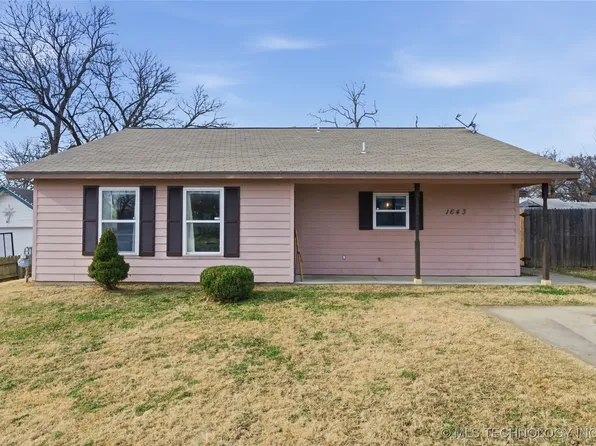 1643 S Oak Ave, Bartlesville, OK 74003