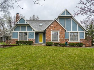 10457 Caenen Lake Rd, Lenexa, KS, 66215