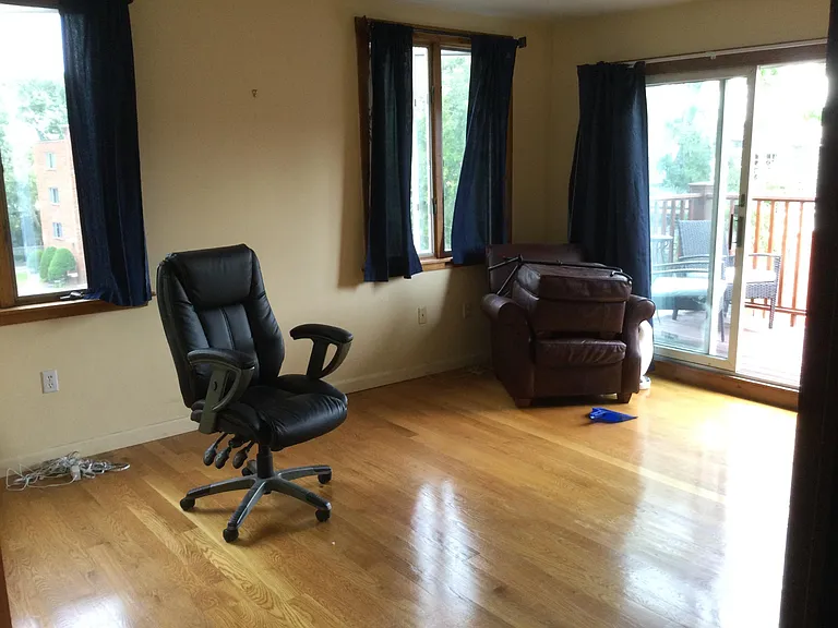 2211 Massachusetts Ave — Photo 4