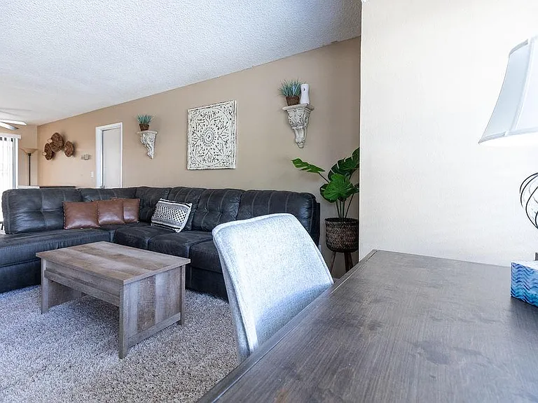 620 Perdew Ave #B — Photo 7