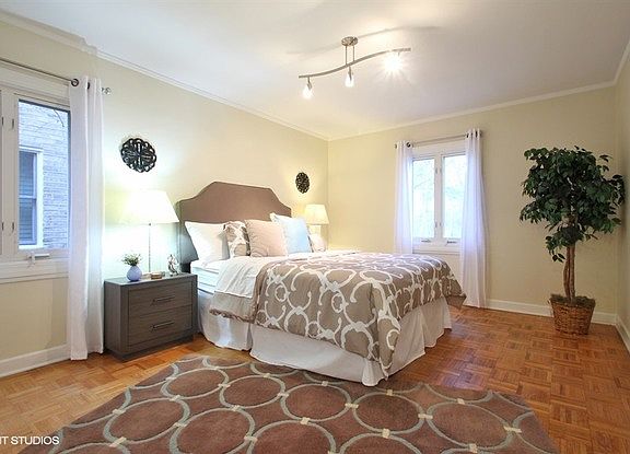 4th image of 2311 Brown Ave #2