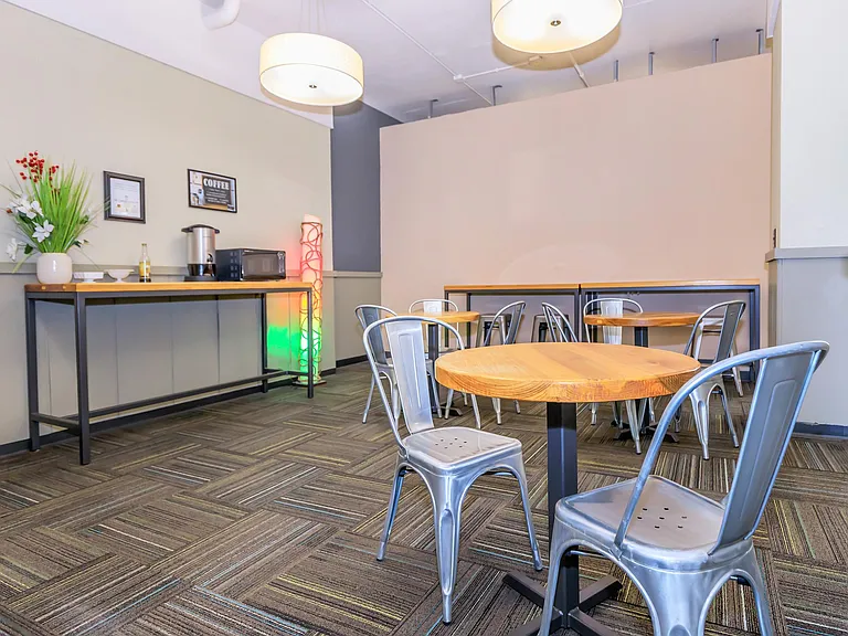 Capitol Hill Apartments — Photo 40