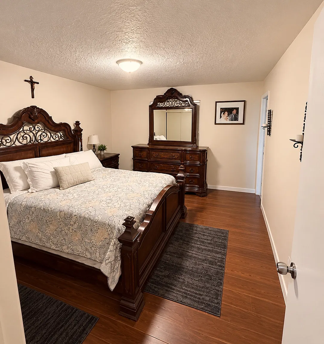 5 bed, 3.5 bath, 3000 sqft, $3,700 — Photo 4