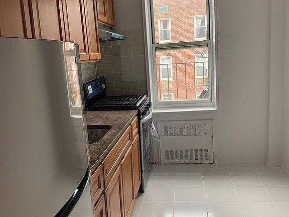 4th image of 142-01 41st Ave #604