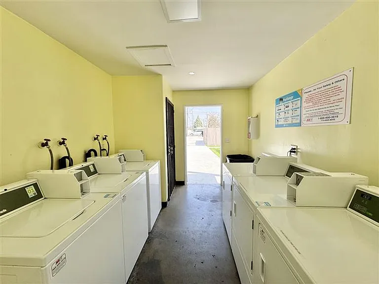 Illinois Apartment Homes — Photo 6