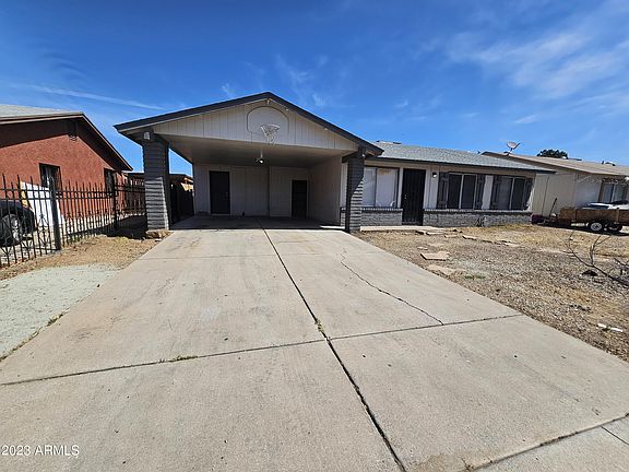 3rd image of 7160 W HOLLYHOCK Drive