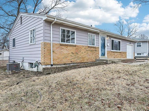 2nd image of 711 Cherryvale Dr