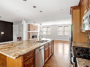 319 N Taylor Ave Unit C, Saint Louis, MO 63108