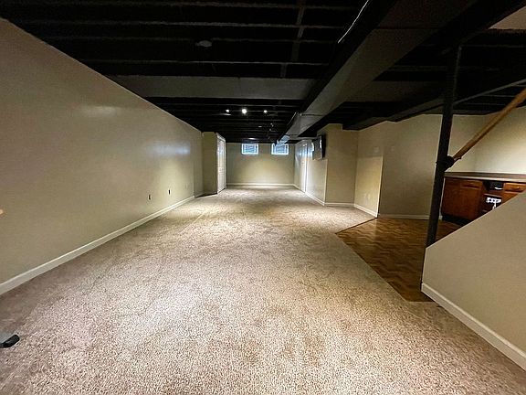 4th image of 6016 Pebble Hill Dr