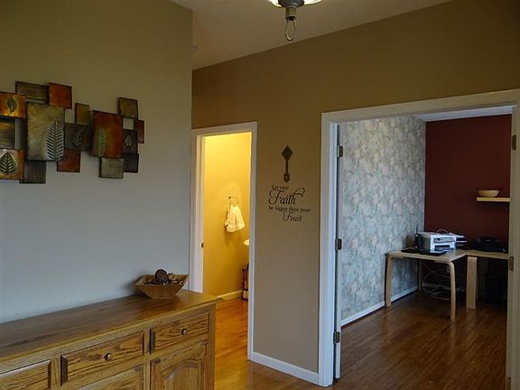 3rd image of 5643 Kiowa Ct