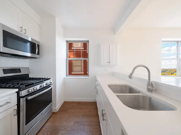 75-25 153rd Street image 4 of 13