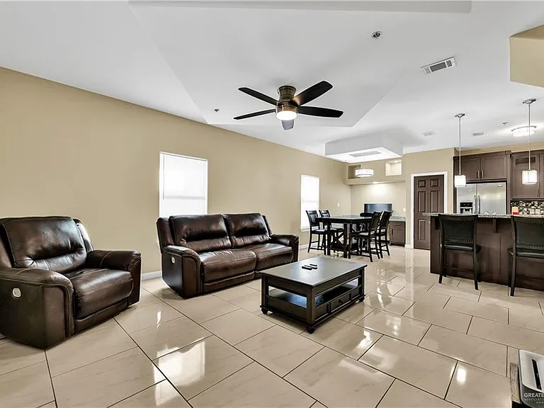 1200 E Camellia Ave — Photo 2