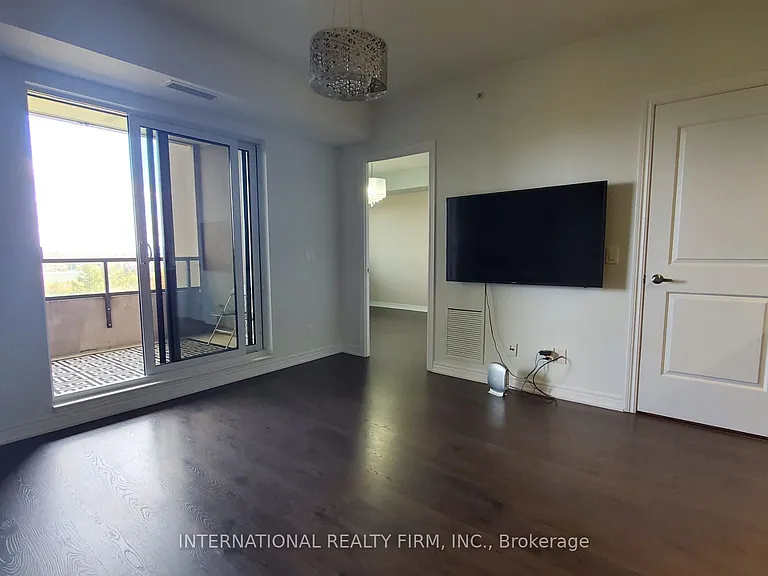 9255 Jane St #708 — Photo 7