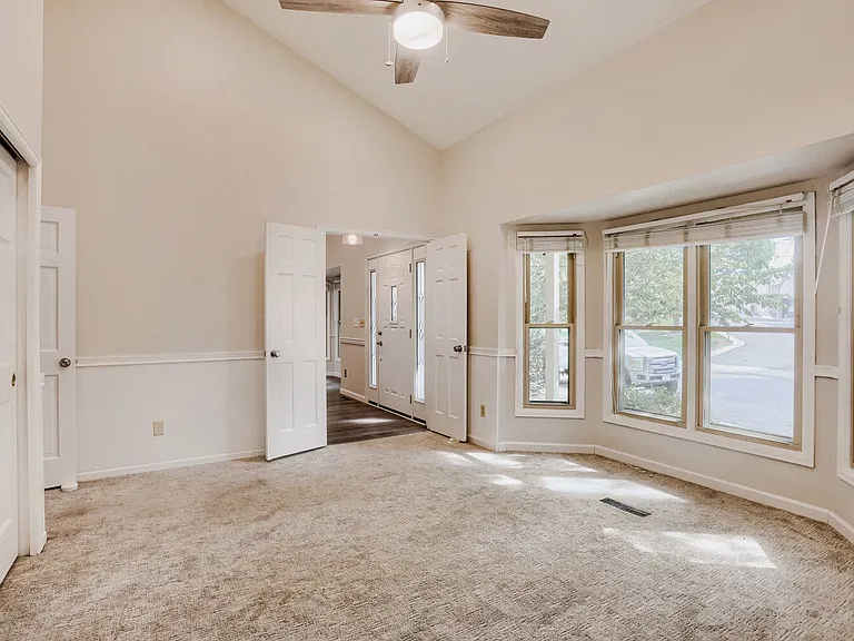 7718 S Cove Cir — Photo 13