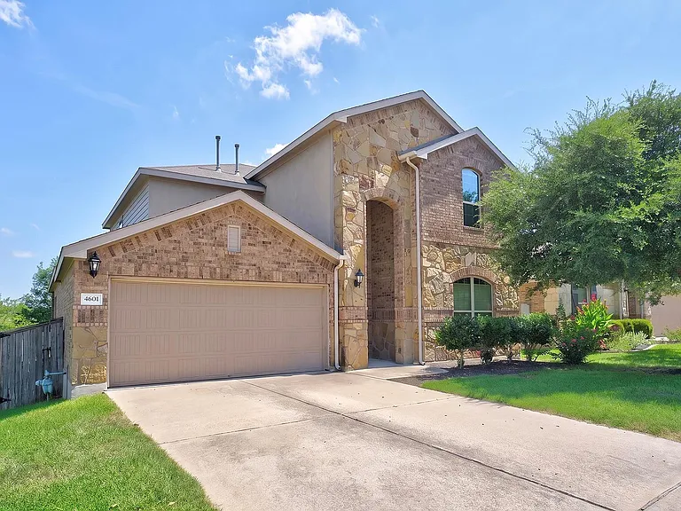 4601 Chestnut Meadows Bnd — Photo 3