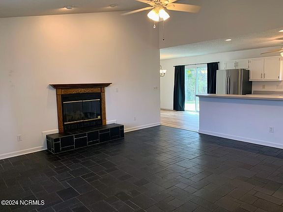 2nd image of 212 Glenwood Drive