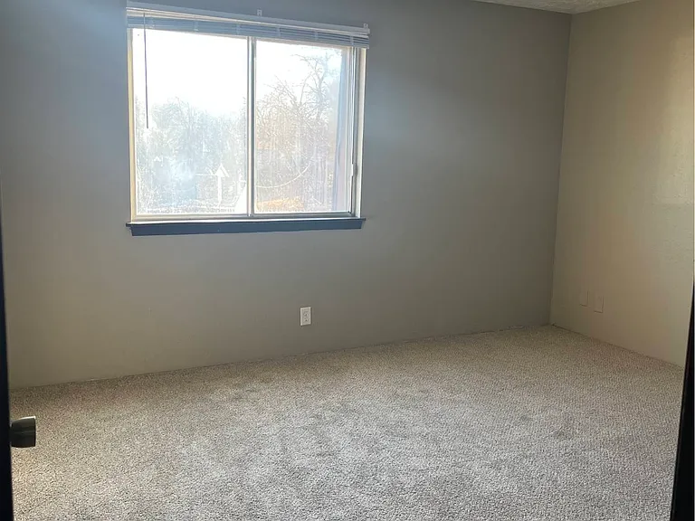 Bedroom in a unit at Whispering Isle.