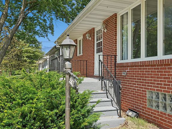 3rd image of 3507 Jefferson Ave
