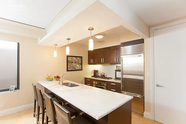 Sold by Sotheby's International Realty | media 7