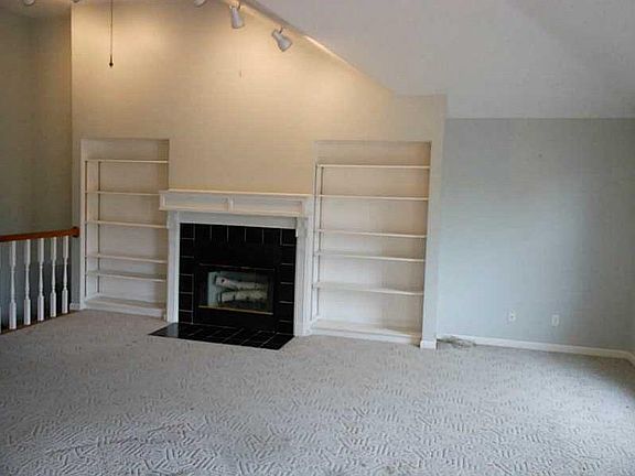 5th image of 416 Meredith Ct